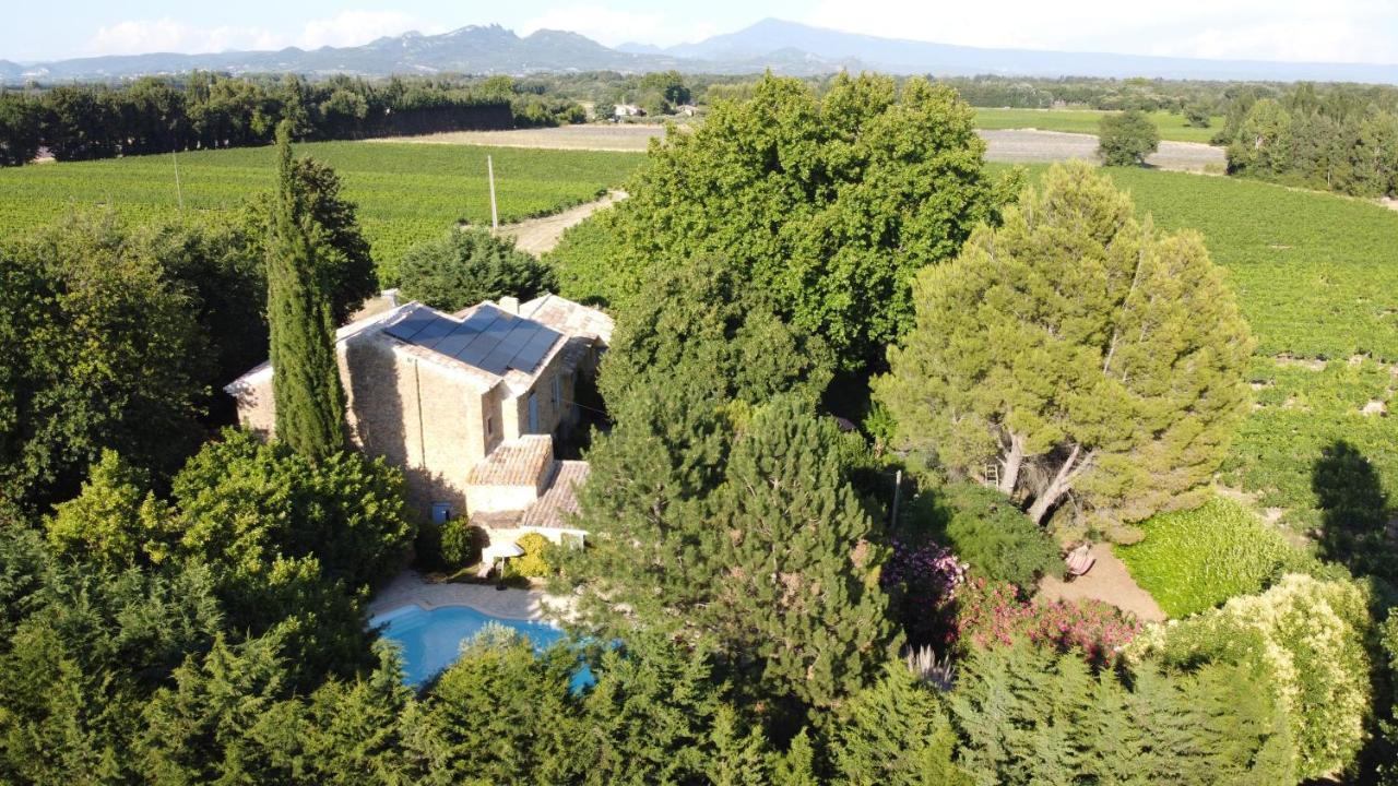 Mas Du Clos De L'Escarrat Jonquieres  Exterior photo