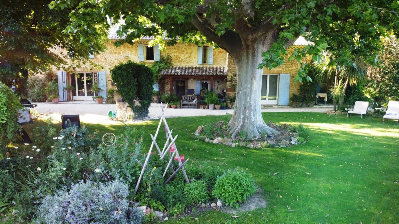 Mas Du Clos De L'Escarrat Jonquieres  Exterior photo