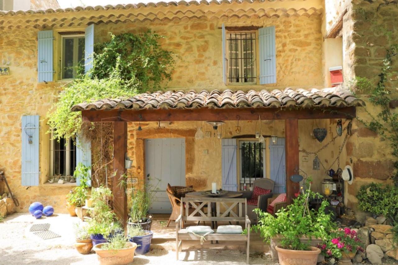 Mas Du Clos De L'Escarrat Jonquieres  Exterior photo