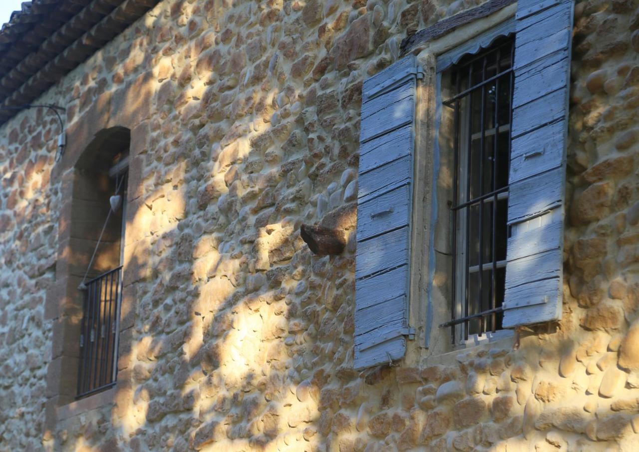 Mas Du Clos De L'Escarrat Jonquieres  Exterior photo